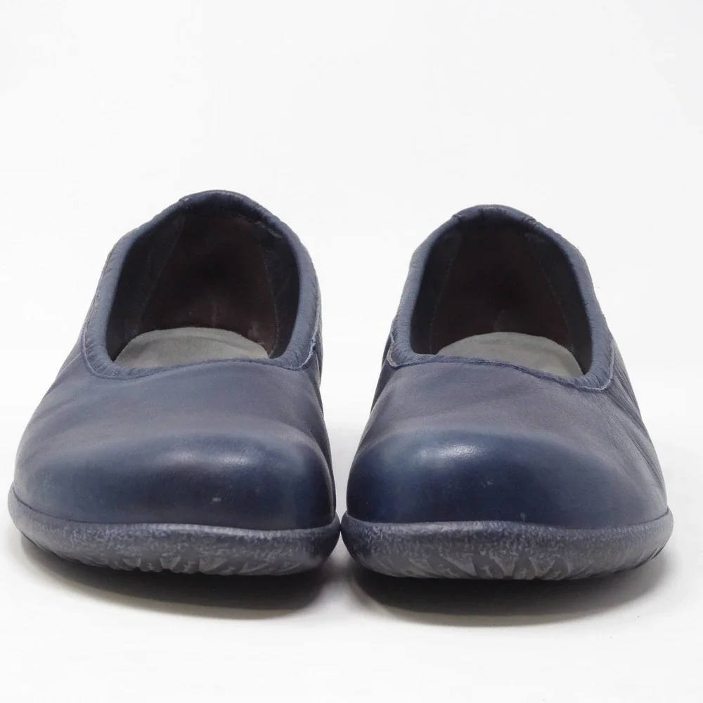 Naot Taupo Womens Flats Navy Blue Leather Comfort Slip On Shoes Size 8